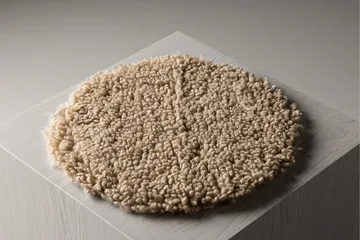Katy Stolpute - Beige - Tekstiler - Sitteputer