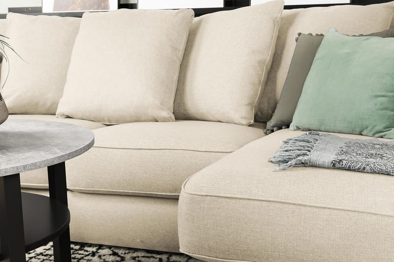 Optus 4-seters U-formet Sofa med Dobbeldivan i Stoff inkl. Pynteputer - Beige - Møbler - Sofaer - U-sofa