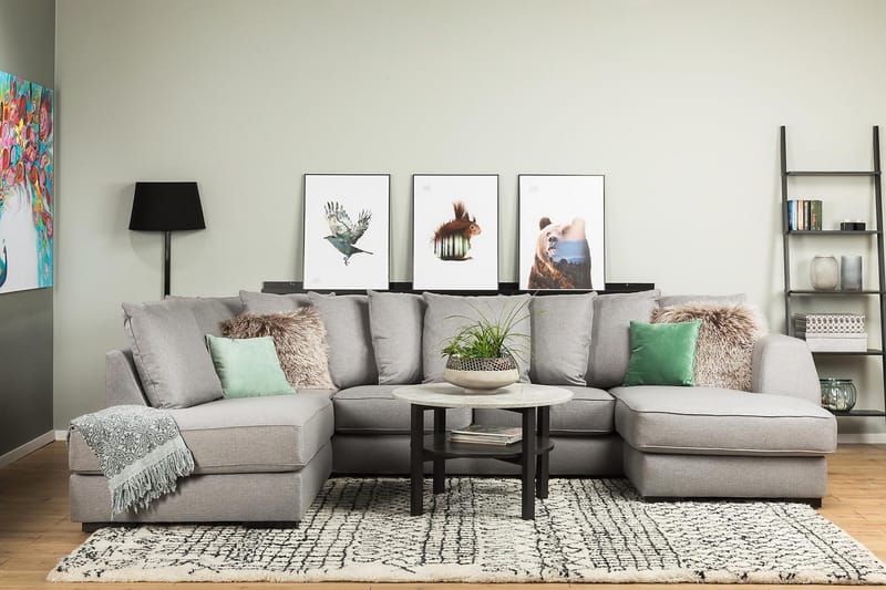 Optus 4-seters Venstrevendt U-formet Sofa med Divan og Sjeselong i Stoff inkl. Pynteputer - Lys grå - Møbler - Sofaer - U-sofa