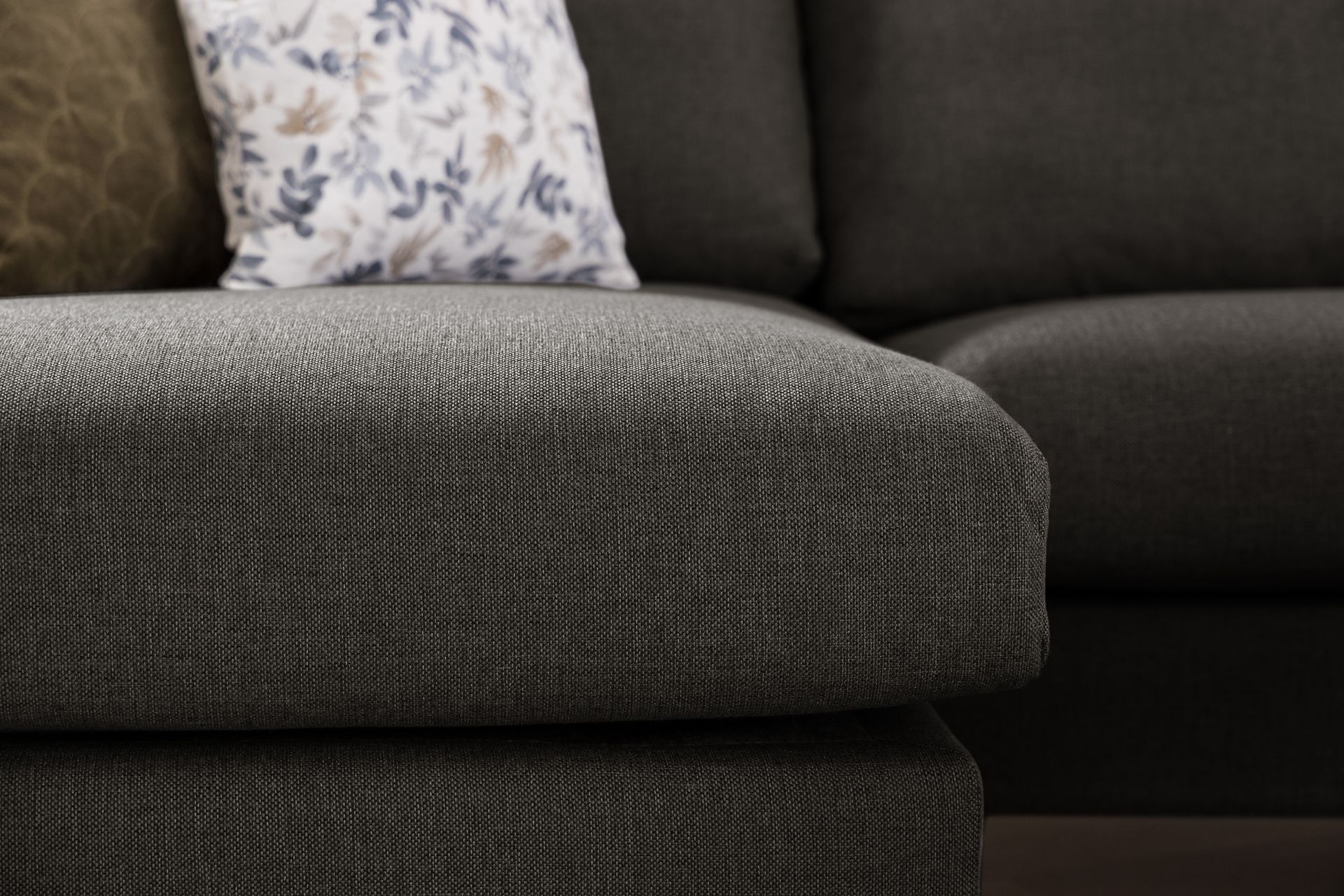Trend 4-seters Venstrevendt U-formet Sofa med Divan og Sjeselong i Stoff - Svart - Møbler - Sofaer - U-sofa