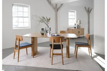 Arnav Spisestuestol - Svart - Møbler - Stoler & lenestoler - Spisestuestoler & kjøkkenstoler