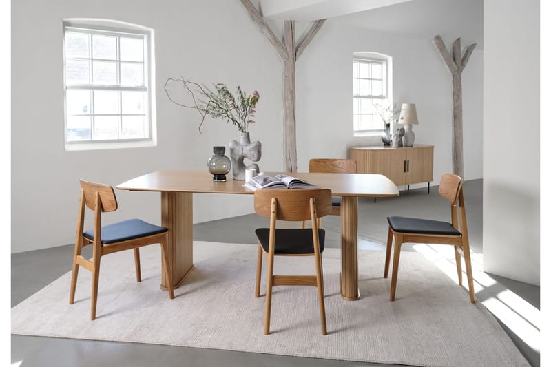 Arnav Spisestuestol - Svart - Møbler - Stoler & lenestoler - Spisestuestoler & kjøkkenstoler