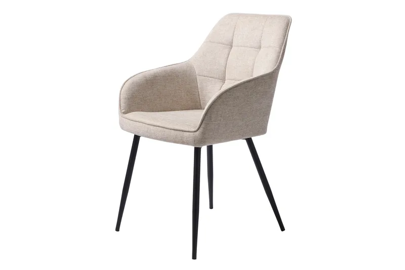 Cyndee Lenestol, Beige