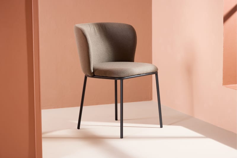 Edina Spisestol - Brun - Møbler - Stoler & lenestoler - Spisestuestoler & kjøkkenstoler