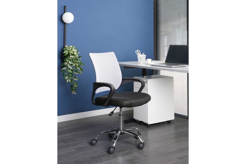 Kontorstol Solid - Svart, hvit, sølv - Møbler - Stoler & lenestoler - Kontorstol & skrivebordsstol
