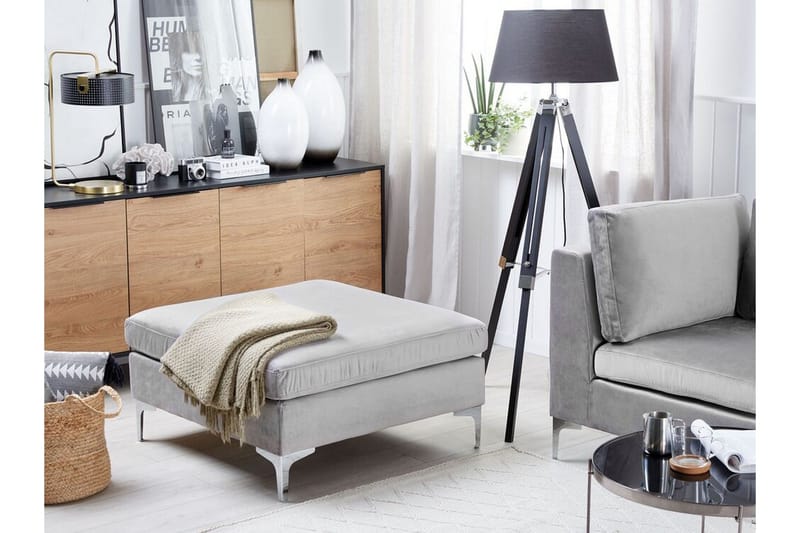 Evja Fotskammel - Fløyel/Grå - Møbler - Stoler & lenestoler - Krakk - Fotskammel