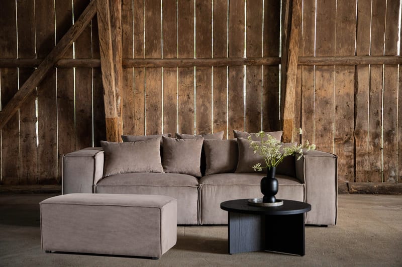 Gillholmen Fotskammel - Brun - Møbler - Stoler & lenestoler - Krakk - Fotskammel