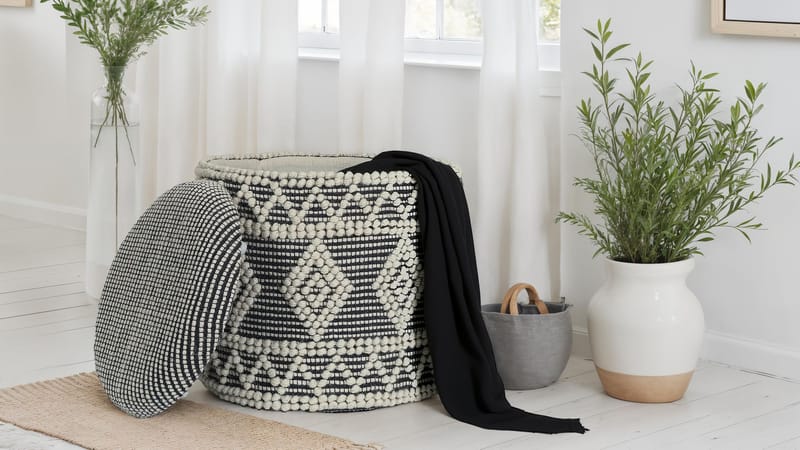 Ivoino krakk 40 cm - Svart/hvit - Møbler - Stoler & lenestoler - Krakk - Fotskammel - Fotskammel med oppbevaring