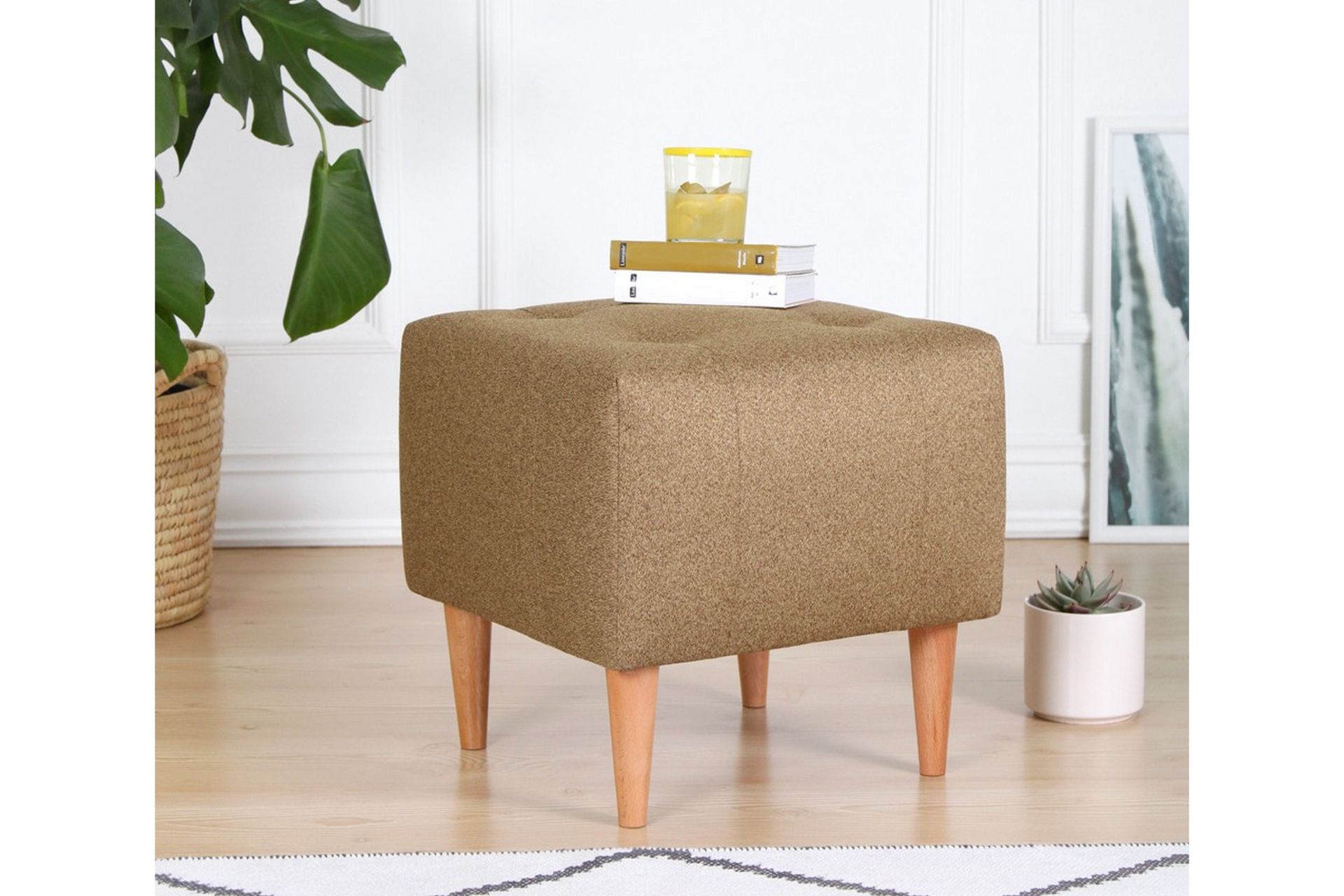 Grants Sittepuff 43 cm - Gull - Møbler - Stoler & lenestoler - Krakk - Puff