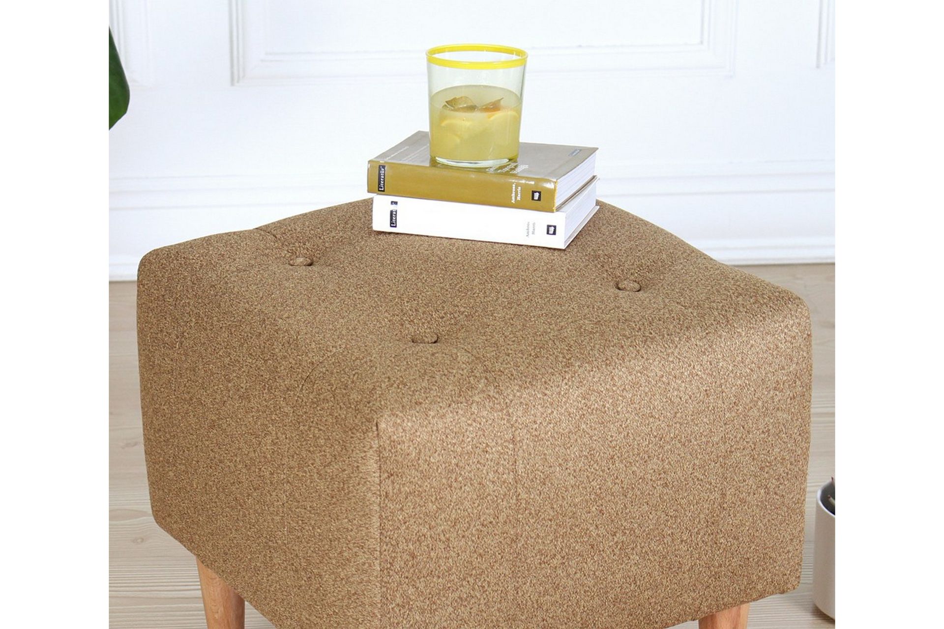Grants Sittepuff 43 cm - Gull - Møbler - Stoler & lenestoler - Krakk - Puff