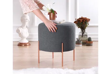 Yellowknife Sittepuff 40 cm - Mørkegrå - Møbler - Stoler & lenestoler - Krakk - Puff