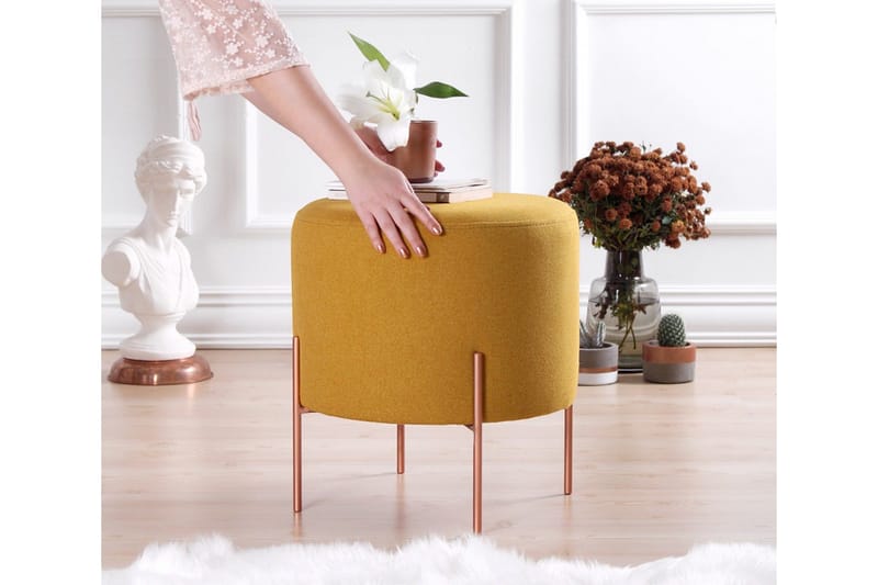 Yellowknife Sittepuff 40 cm - Sennepsgul - Møbler - Stoler & lenestoler - Krakk - Puff