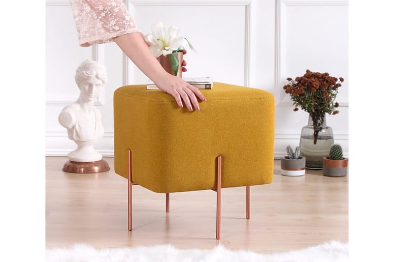 Yellowknife Sittepuff 40 cm - Sennepsgul - Møbler - Stoler & lenestoler - Krakk - Puff