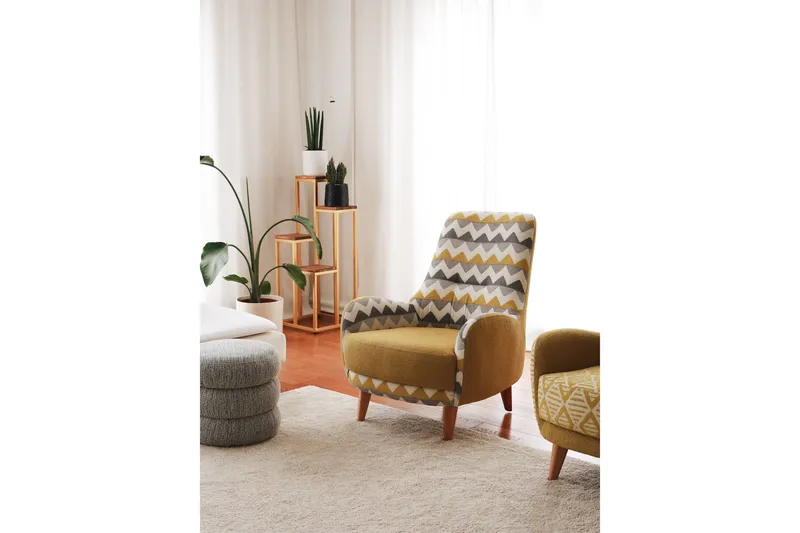 Baghana Retro Lenestol i Stoff med Treben - Sennepsgul - Møbler - Stoler & lenestoler - Lenestoler