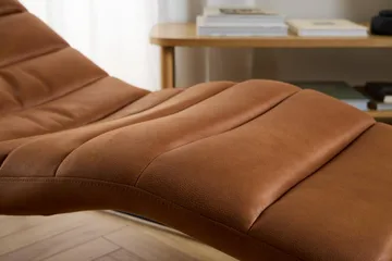 Greenmont Sjeselong 63 cm - Brun - Møbler - Stoler & lenestoler - Lenestoler - Lenestol skinn