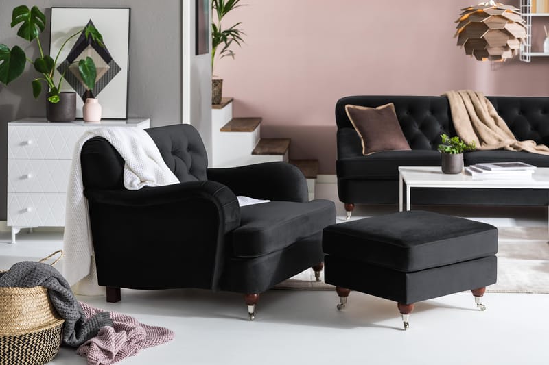 Howard Riviera Fløyelslenestol - Svart - Møbler - Stoler & lenestoler - Lenestoler - Howard lenestol