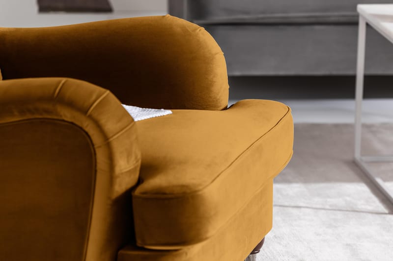 Howard Riviera Lenestol med Fotskammel - Amber - Møbler - Stoler & lenestoler - Lenestoler - Howard lenestol