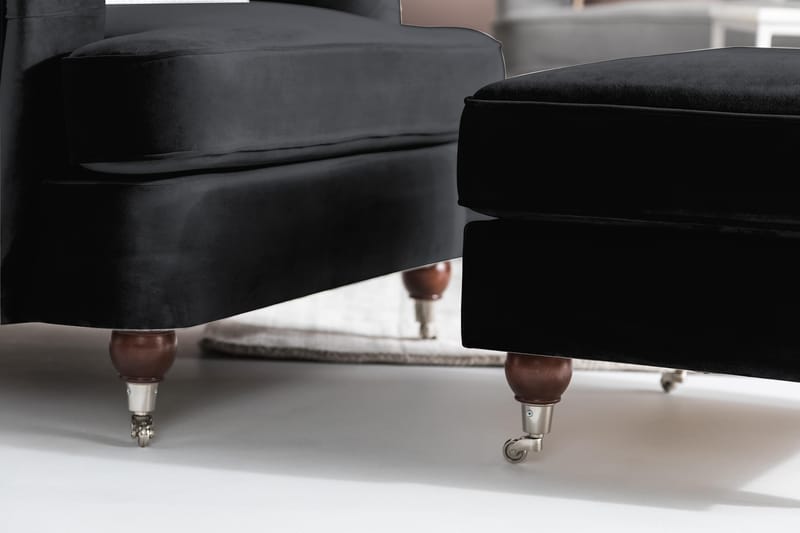 Howard Riviera Lenestol med Fotskammel - Svart - Møbler - Stoler & lenestoler - Lenestoler - Howard lenestol