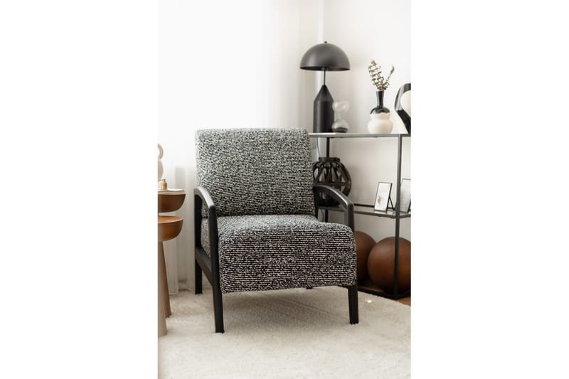 Illen Öronlappsfåtölj - Sort/Hvit - Møbler - Stoler & lenestoler - Lenestoler - Ørelappstol