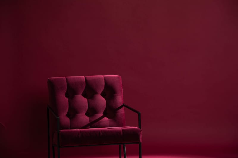 Indy Lenestol - Rød/Svart - Møbler - Stoler & lenestoler - Lenestoler