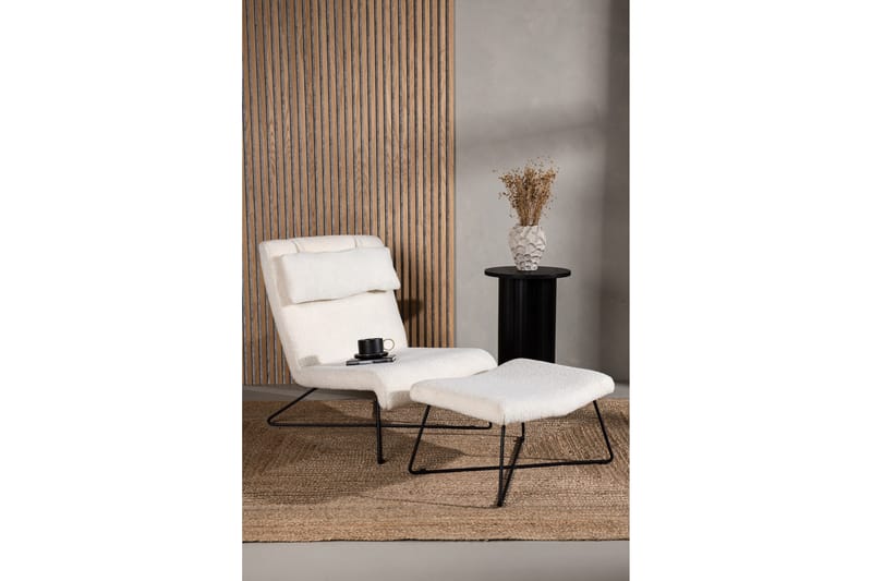 Laconia Lenestol - Hvid - Møbler - Stoler & lenestoler - Lenestoler - Lenestol med fotskammel