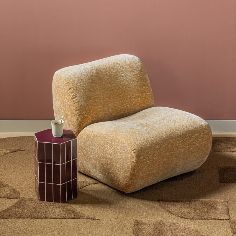 Lenestol Nomu, Lys gul