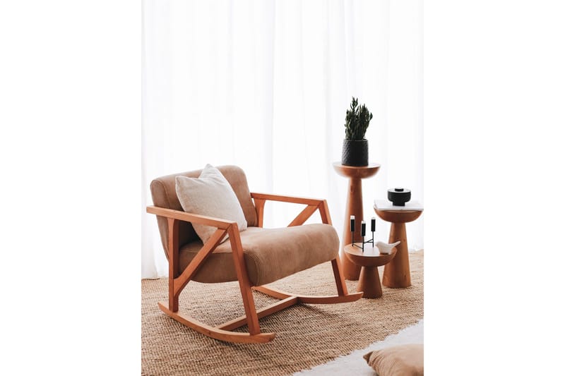 Muskuran Lenestol, Camel