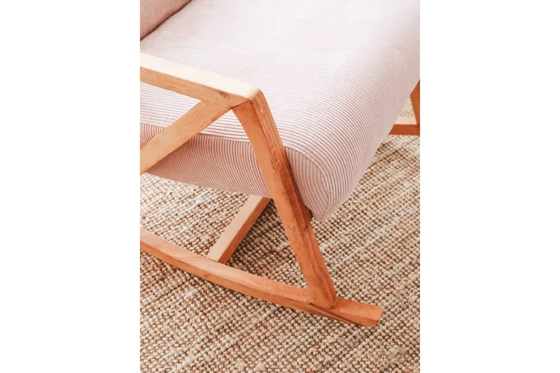 Muskuran Lenestol - Rosa - Møbler - Stoler & lenestoler - Gyngestoler