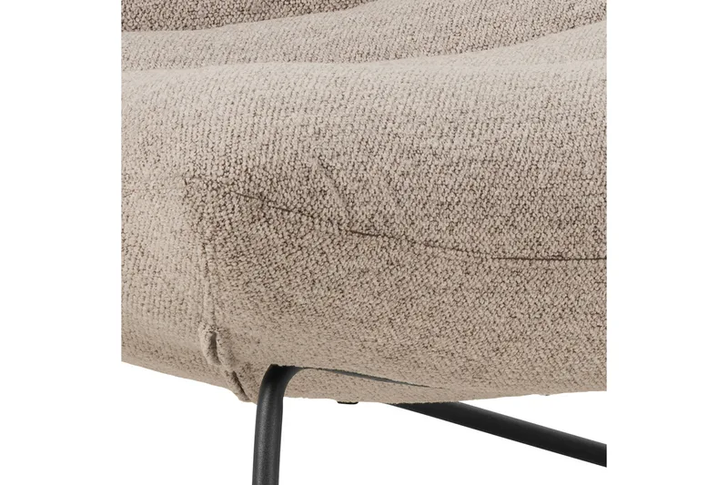 Sammo Modern Lenestol i Stoff med Understell i Metall - Beige - Møbler - Stoler & lenestoler - Lenestoler