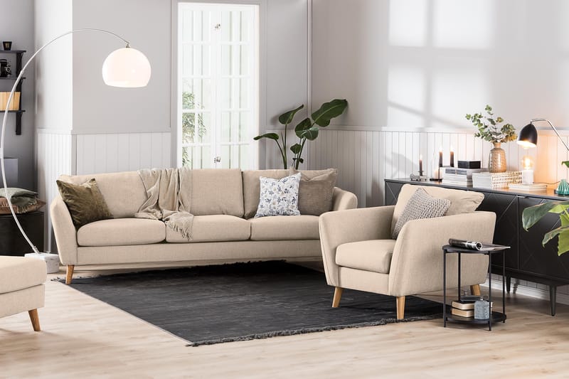 Trend Sofagruppe Lenestol med Fotskammel - Beige - Møbler - Stoler & lenestoler - Lenestoler
