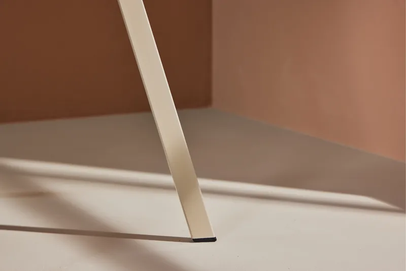 Lilja Spisestol - Beige - Møbler - Stoler & lenestoler - Spisestuestoler & kjøkkenstoler