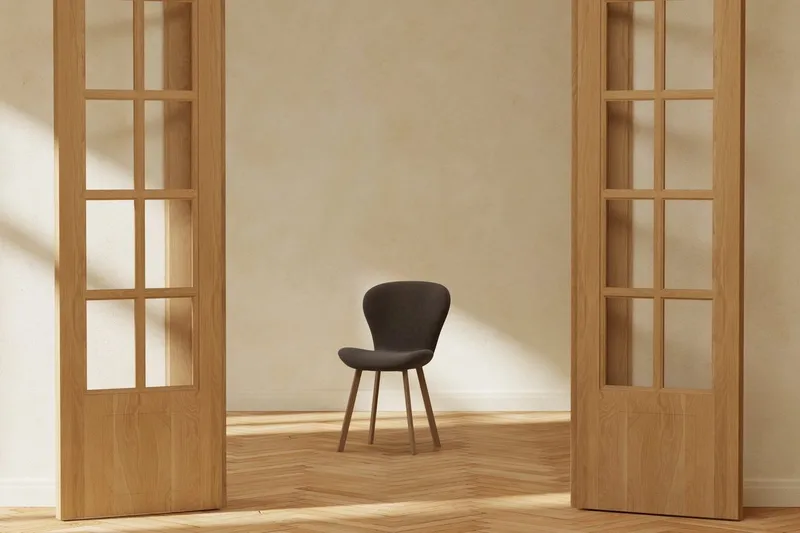 Lilja spisestol, Brun