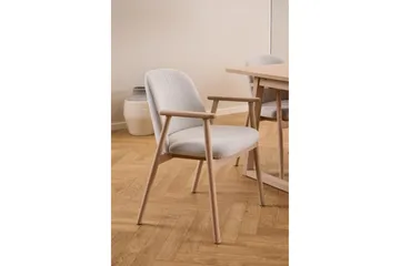 Reciclar spisestol i bouclé med armlener i eik - Beige - Møbler - Stoler & lenestoler - Spisestuestoler & kjøkkenstoler