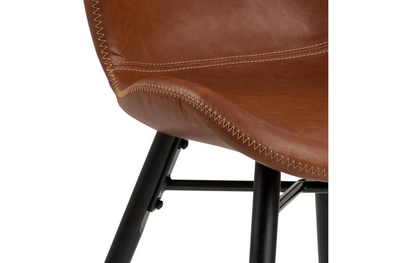 Renu Spisestol - Brun - Møbler - Stoler & lenestoler - Spisestuestoler & kjøkkenstoler