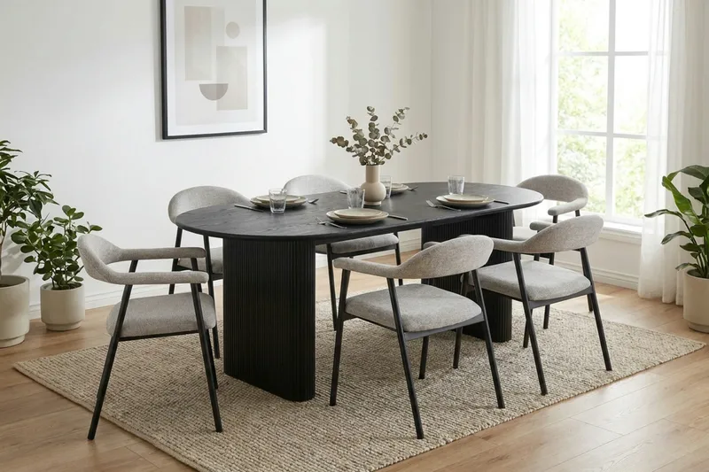 Ronja spisestol i metall med stoffsete - Beige/svart - Møbler - Stoler & lenestoler - Spisestuestoler & kjøkkenstoler