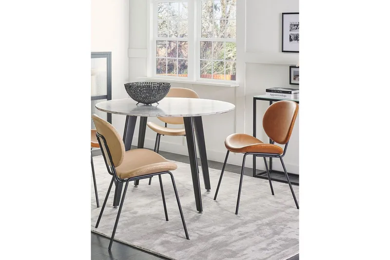 Sett med 2 spisestoler Luana - Beige, svart/Kunstlær - Møbler - Stoler & lenestoler - Spisestuestoler & kjøkkenstoler