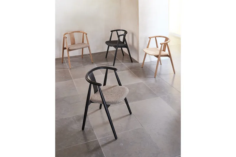 Souta Lenestol - Svart - Møbler - Stoler & lenestoler - Spisestuestoler & kjøkkenstoler