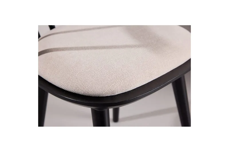 Spisestol Bobby - Svart - Møbler - Stoler & lenestoler - Pinnestol