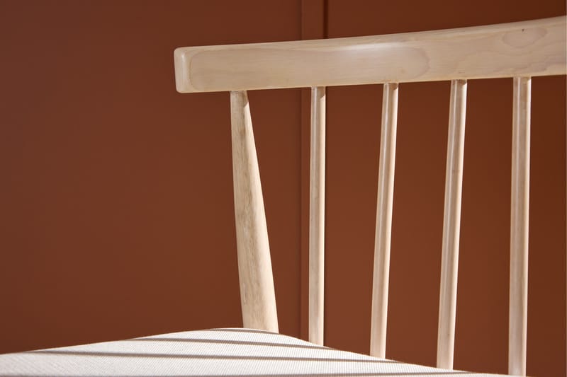 Spisestol uten armlener Peach Flora spisestol - Whitewash-ben / Beige stoff Hvitvasket - Møbler - Stoler & lenestoler - Spisestuestoler & kjøkkenstoler