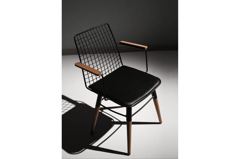 Amerbach Spisestol - Svart/Valnøtt - Møbler - Stoler & lenestoler - Spisestuestoler & kjøkkenstoler