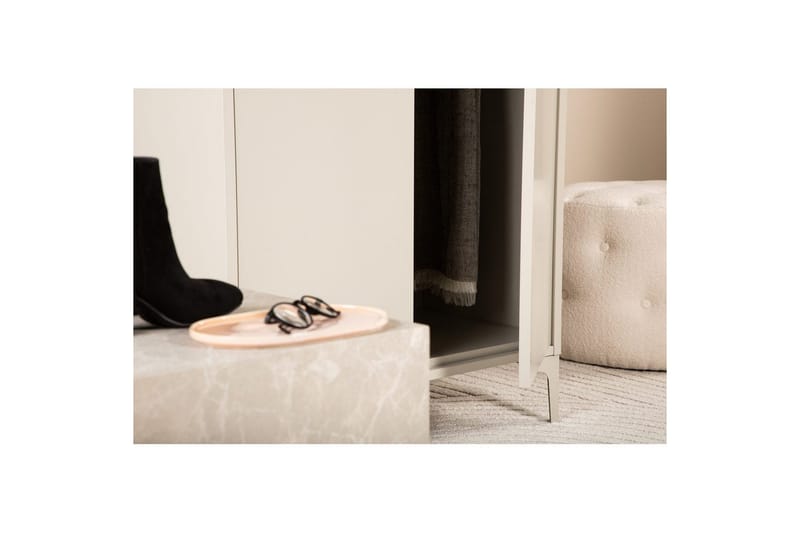 Garderobe Piring - Beige - Oppbevaring - Klesoppbevaring - Garderober & garderobesystem - Garderobeskap & klesskap