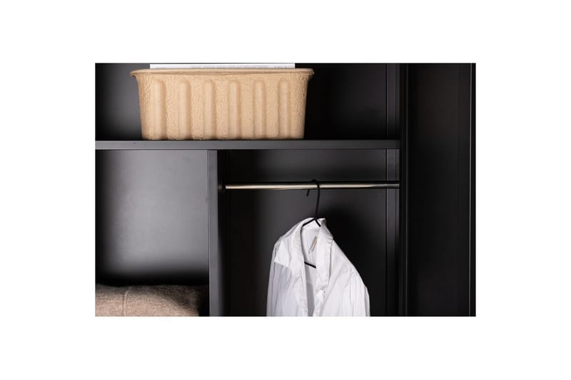 Garderobe Piring - Svart - Oppbevaring - Hyller - Oppbevaringshylle - Lagerhylle