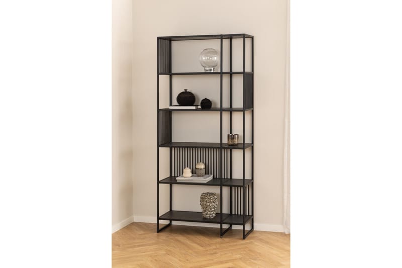 Saklani Bokhylle 85 cm - Svart - Oppbevaring - Hyller - Bokhylle