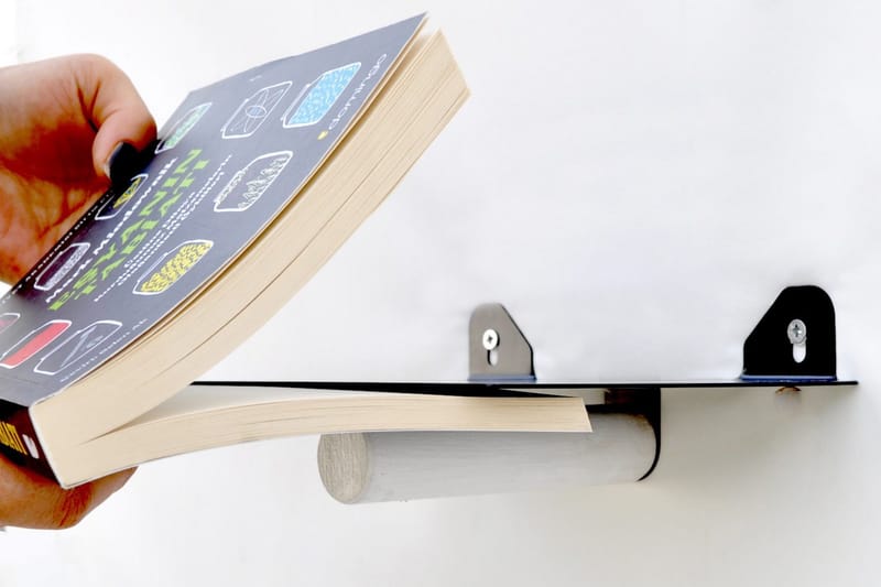 Noke Vegghylle 21 cm - Svart / Hvit - Oppbevaring - Hyller - Vegghylle