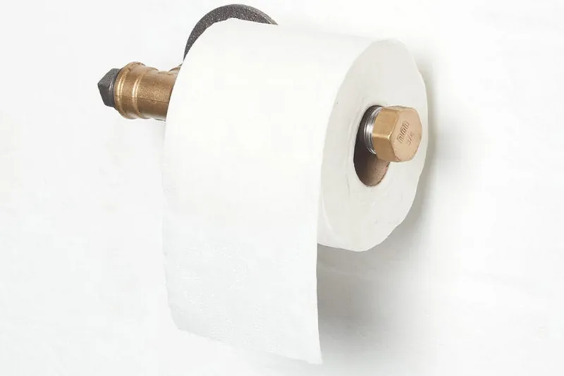 Pukkuri Veggoppheng 22 cm - Svart/Gul - Hus & oppussing - Kjøkken & bad - Baderom - Baderomstilbehør - Toalettrullholder