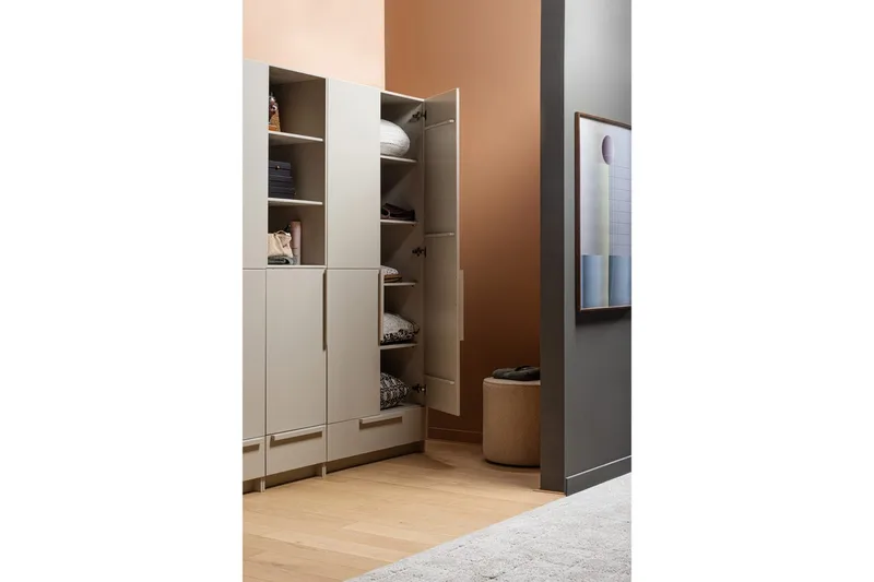 Garderobe Ren 2 dører - 2 dører - Oppbevaring - Klesoppbevaring - Garderober & garderobesystem - Garderobeskap & klesskap