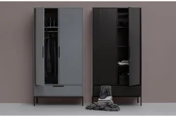 Swichor Garderobe - Svart - Oppbevaring - Klesoppbevaring - Garderober & garderobesystem - Garderobeskap & klesskap