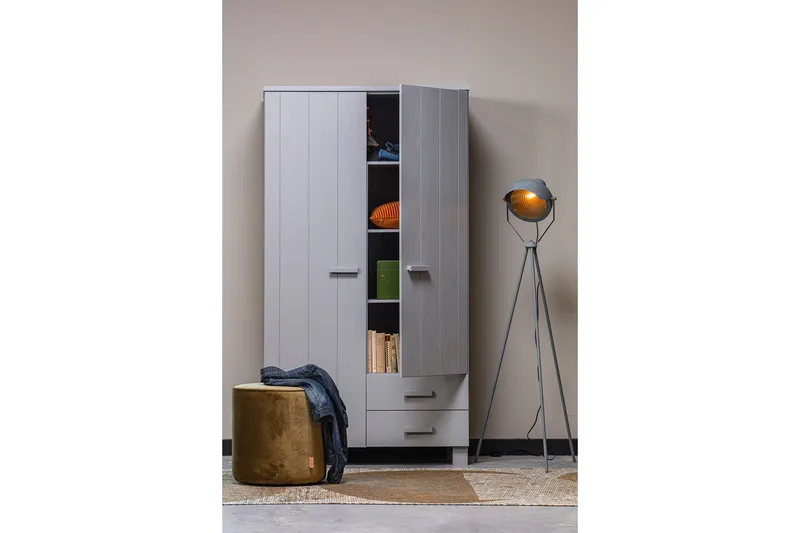 Tenney Garderobe med 2 Skuffer 111 cm - Grå Furu - Oppbevaring - Klesoppbevaring - Garderober & garderobesystem - Garderobeskap & klesskap