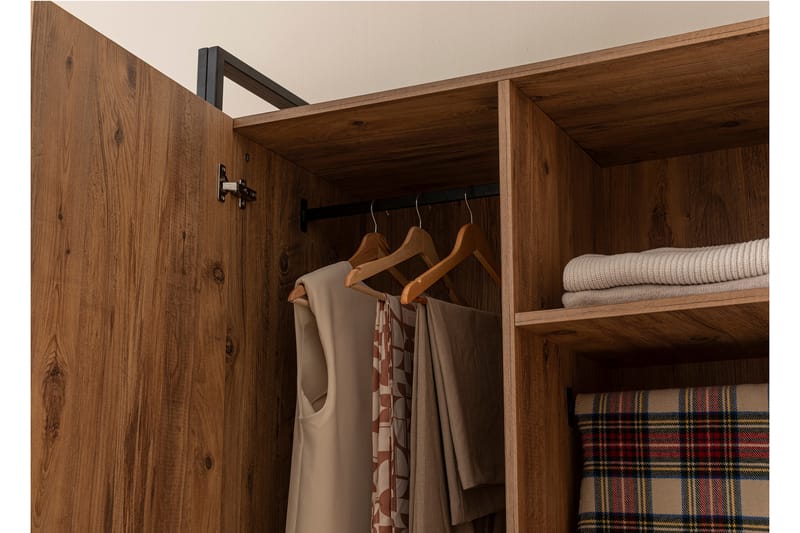 Witonia Garderobe 104x52 cm - Natur - Oppbevaring - Klesoppbevaring - Garderober & garderobesystem - Garderobeskap & klesskap
