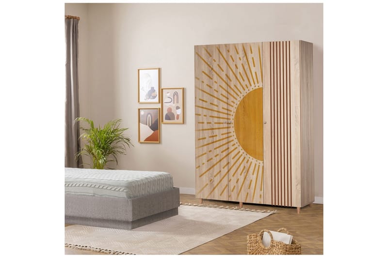 Gladfield Garderobesskåp 135x192 cm - Oppbevaring - Klesoppbevaring - Garderober & garderobesystem - Garderobeskap & klesskap